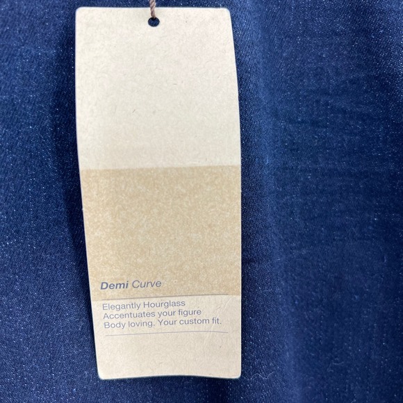 Levi's Demi Curve Low Rise Skinny Jeans Medium Wash Women's 15 / 32 NEW NWT - Picture 8 of 9